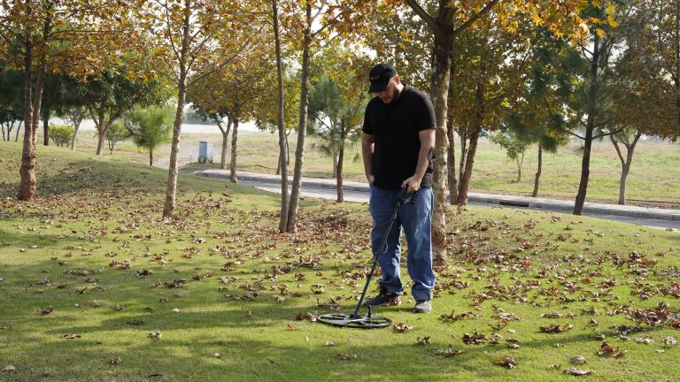 Metal-Detector-for-Coins