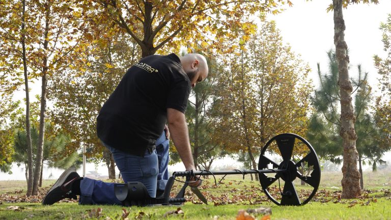 How-To-Enhance-A Metal-Detector's-Depth