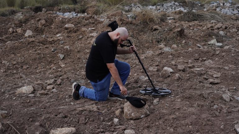 How-to-boost-your metal-detector's-depth